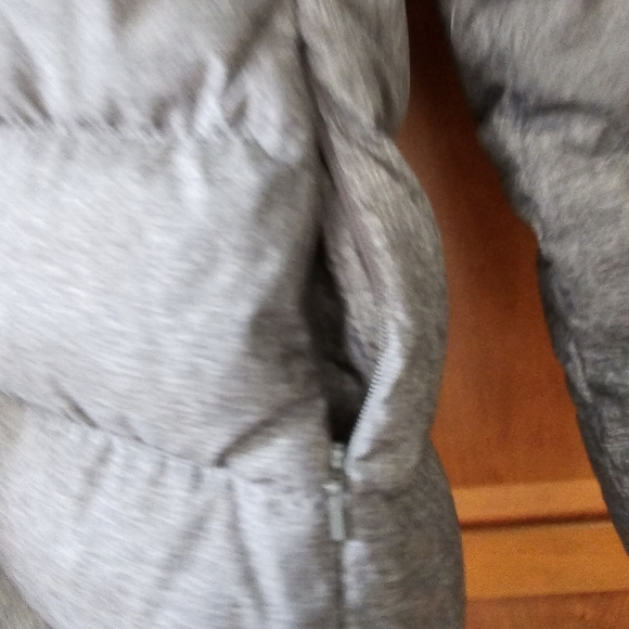 Womens landsend down winter coat. - Picture 5 of 7